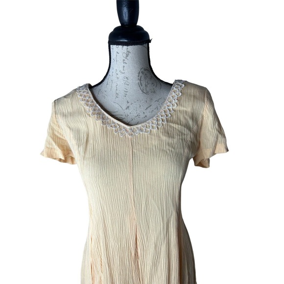 Vintage Ellen Ashley Yellow Rayon Short Romper Bow On Back Size 10 - Picture 4 of 5